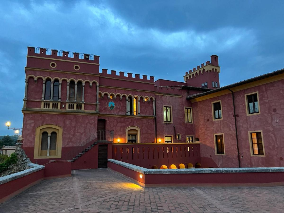 San Ruffino Resort Lari Esterno foto