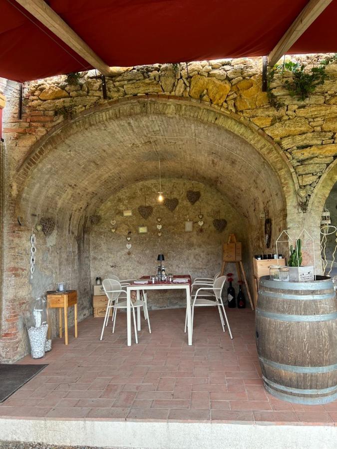 San Ruffino Resort Lari Esterno foto