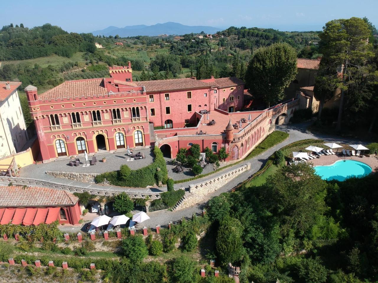 San Ruffino Resort Lari Esterno foto
